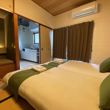 Kagurazaka Retro Bar & Hotel Токио Экстерьер фото